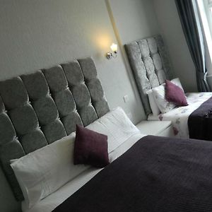 Deluxe Dreibettzimmer